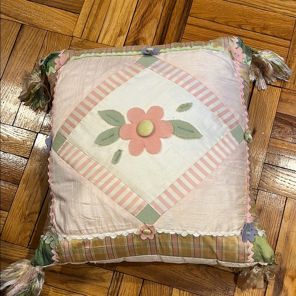 Vintage patchwork floral pillow cover